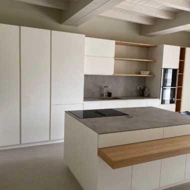 dde78340-f70c-4079-b5f8-695fb454f2f9